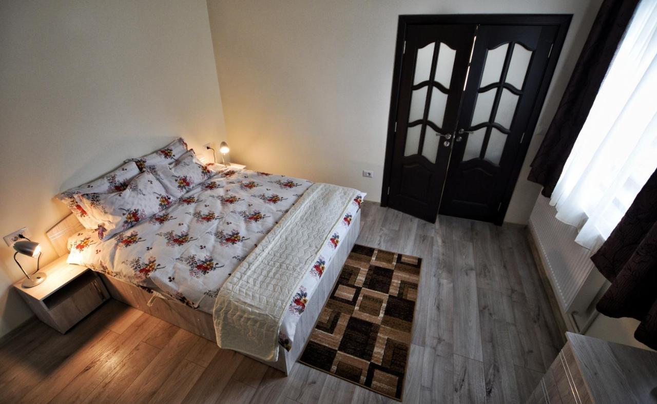 בראשוב Flori'S Apartment מראה חיצוני תמונה