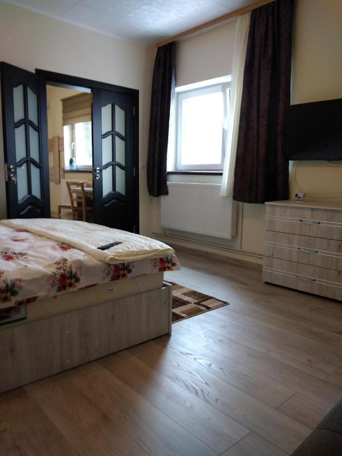 בראשוב Flori'S Apartment מראה חיצוני תמונה